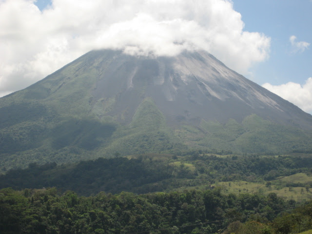 A closer look at the volcano.