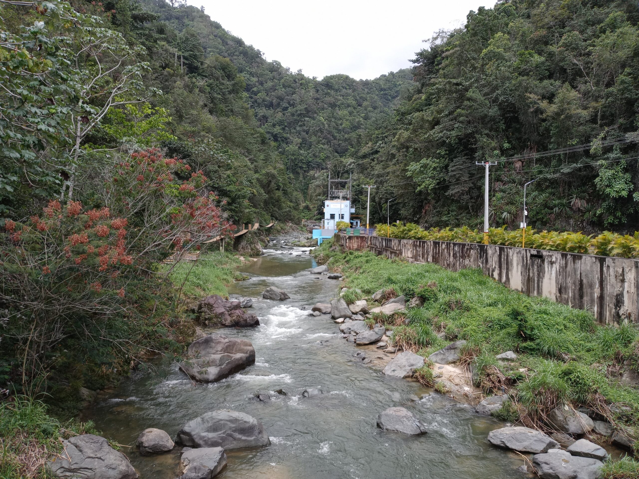 This is the entrance, unfortunately, the waterfall entry was closed.