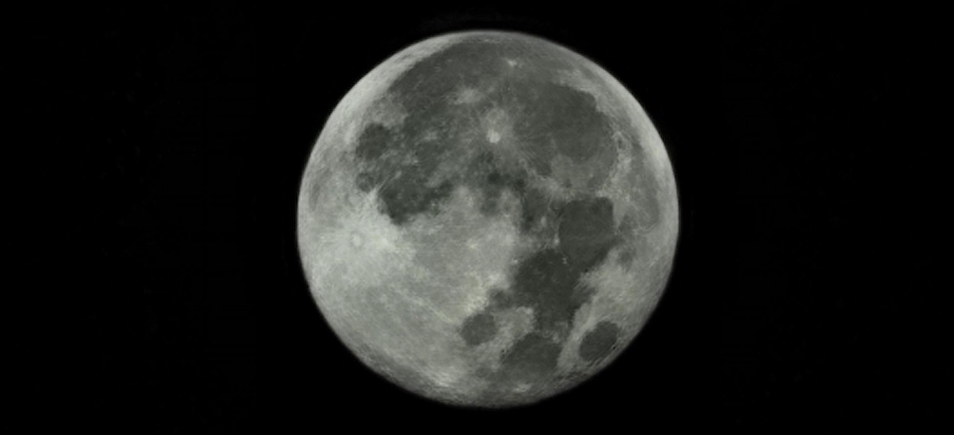 November 09, 2022 from Hamilton, New Jersey, USA.  Zoomed to the max with a Samsung S23 Ultra.