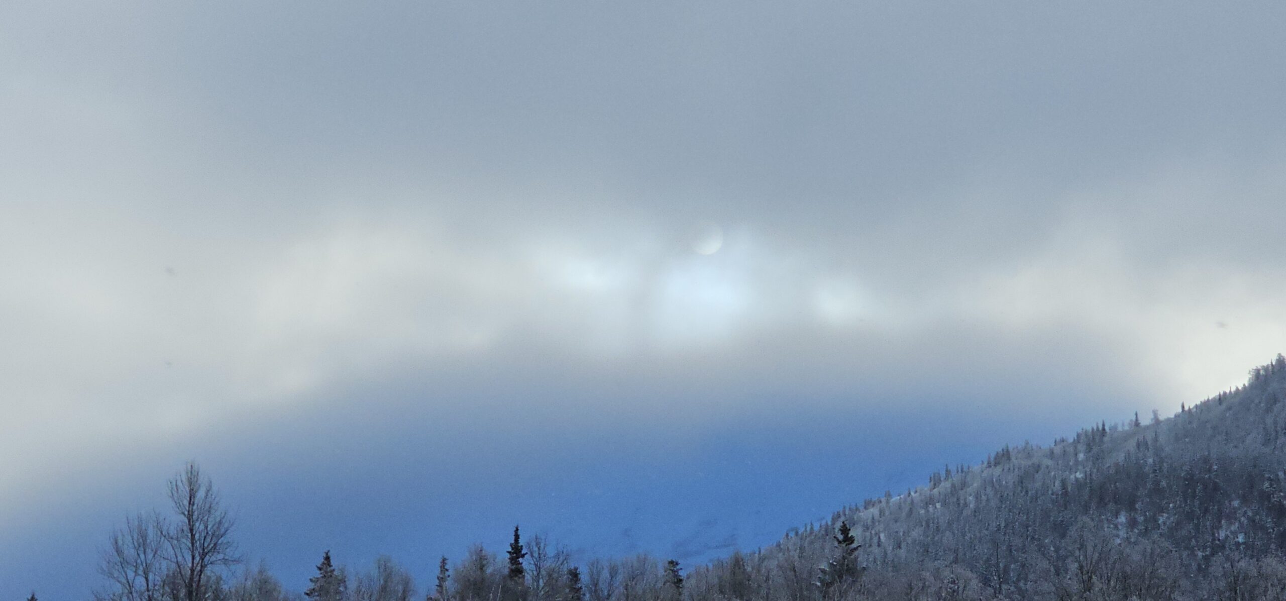 March 08, 2026 from Anchorage, Alaska, USA. Zoomed to the max with a Samsung S24 Ultra.